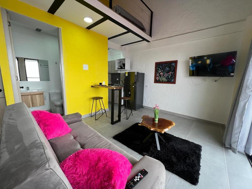 Astromelias Apartment