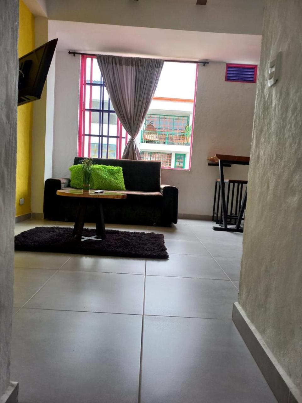 Astromelias Apartment