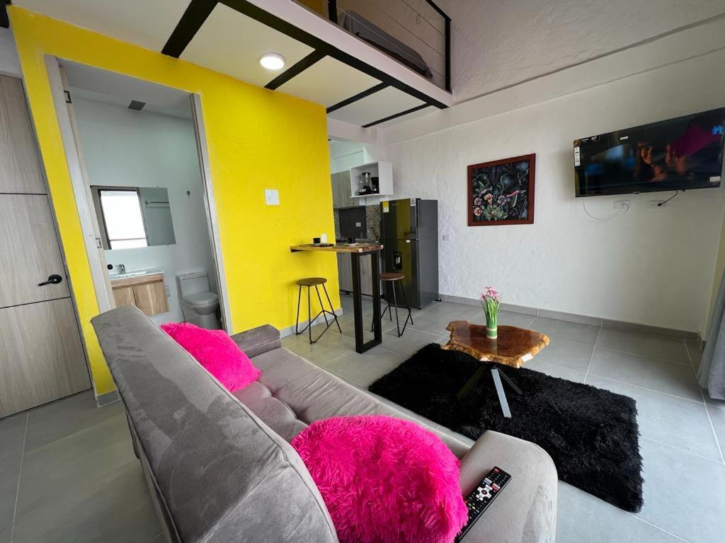 Astromelias Apartment