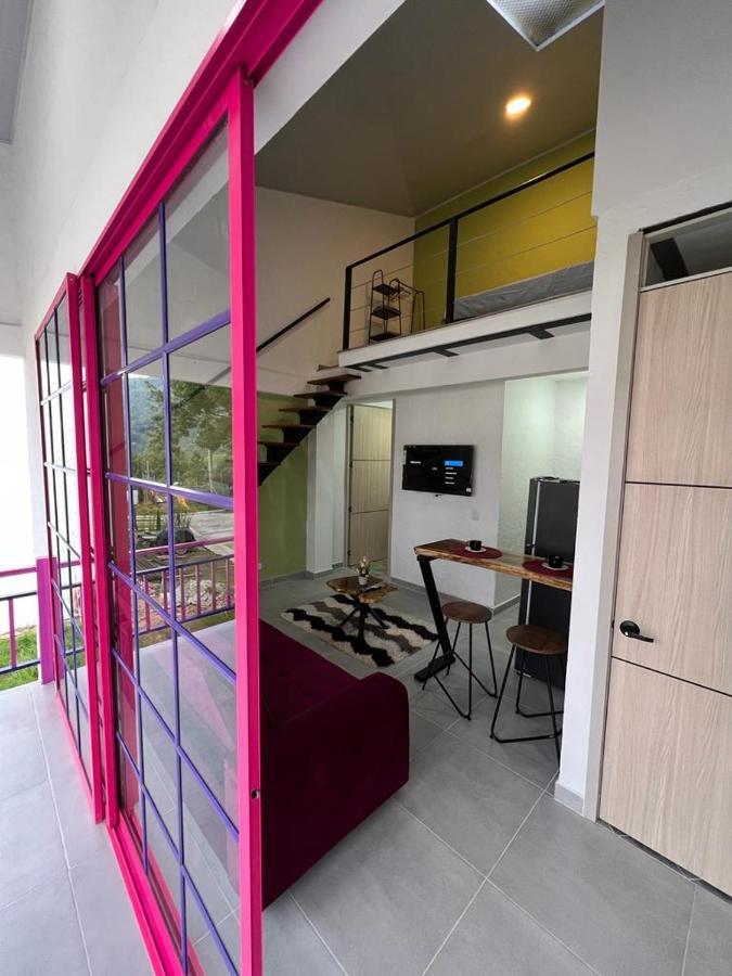 Astromelias Apartment *