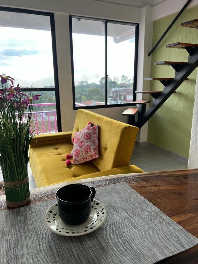Astromelias Apartment *